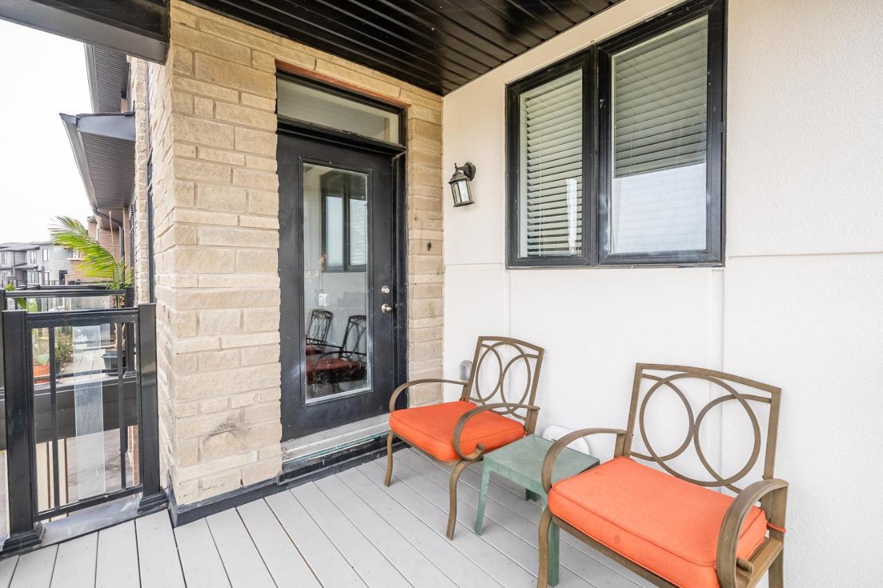 Modern Hamilton Homes Lake Ontario Shore By Globalstay Exterior foto